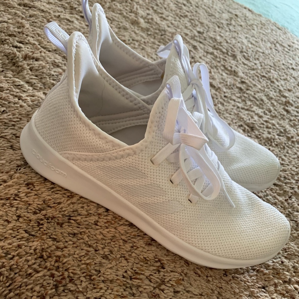Adidas cloudfoam sneakers